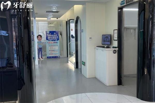 長春現(xiàn)代口腔錦湖大路門診部環(huán)境