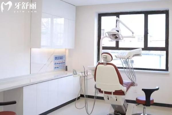 2025大同中諾口腔價目表分享，涵蓋了種牙、矯正、補牙、鑲牙、拔牙等價格