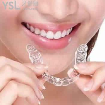 有一份西安畫美牙科時(shí)代天使正畸價(jià)格表及顧客評(píng)價(jià)參考